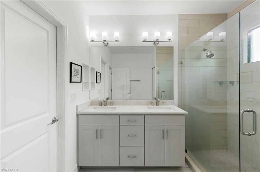 VANDERBILT RESERVE - Residential