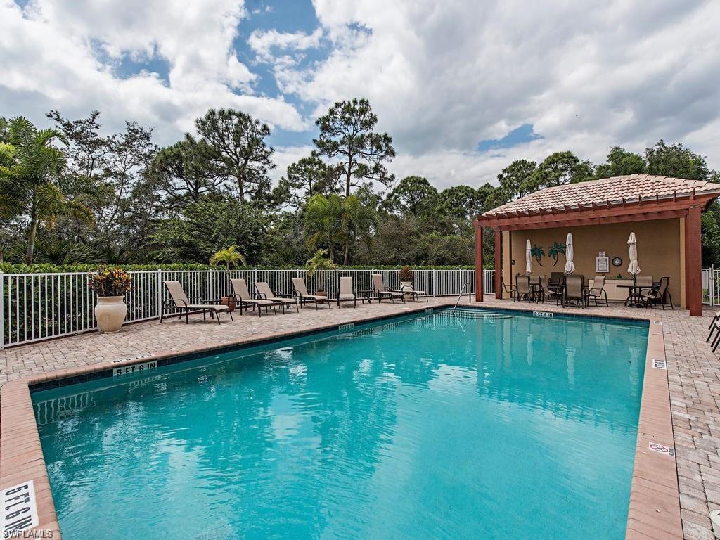 THE CARLYSLE - Residential