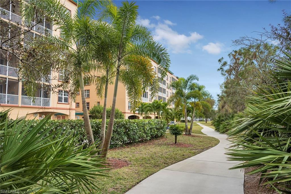 THE CARLYSLE - Residential