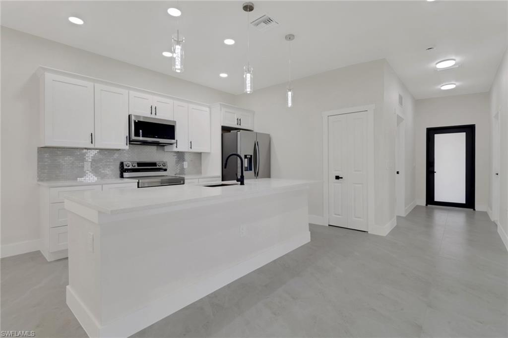 LEHIGH ACRES - Residential Lease