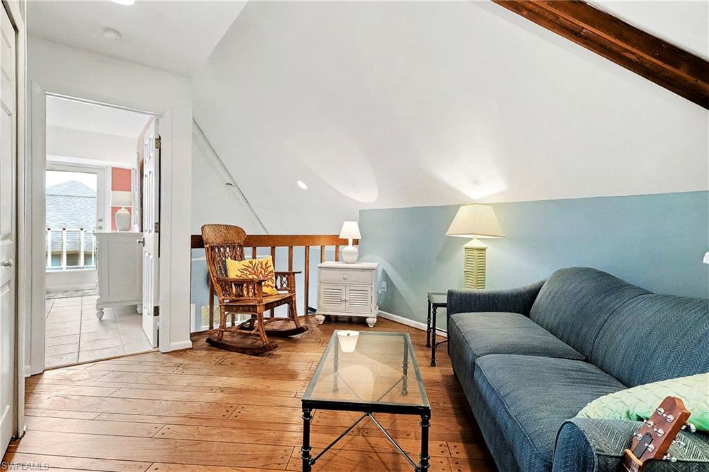 SANIBEL RIVER - Residential