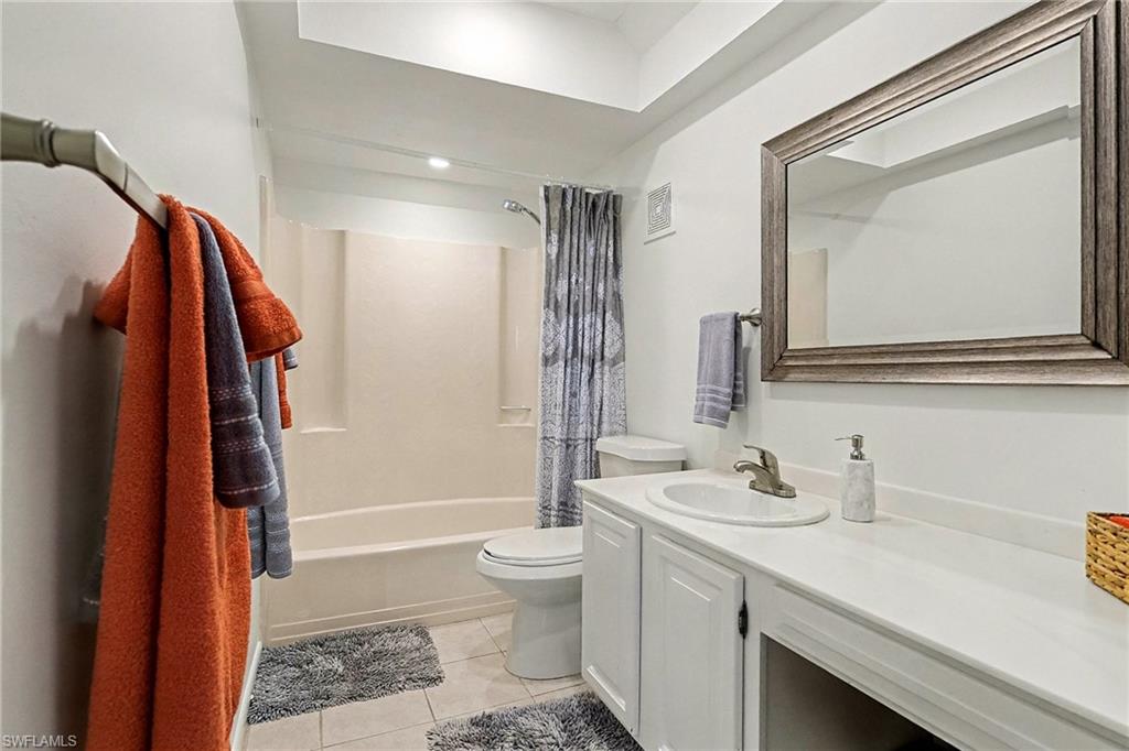 SANIBEL RIVER - Residential