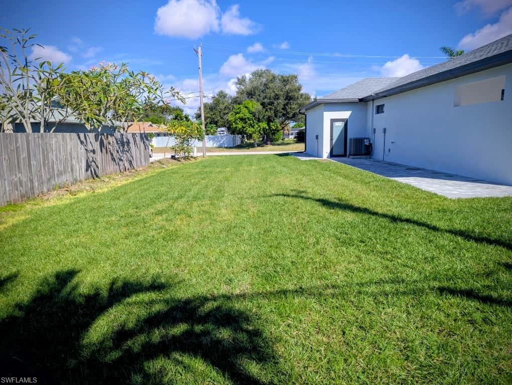 CAPE CORAL - Residential