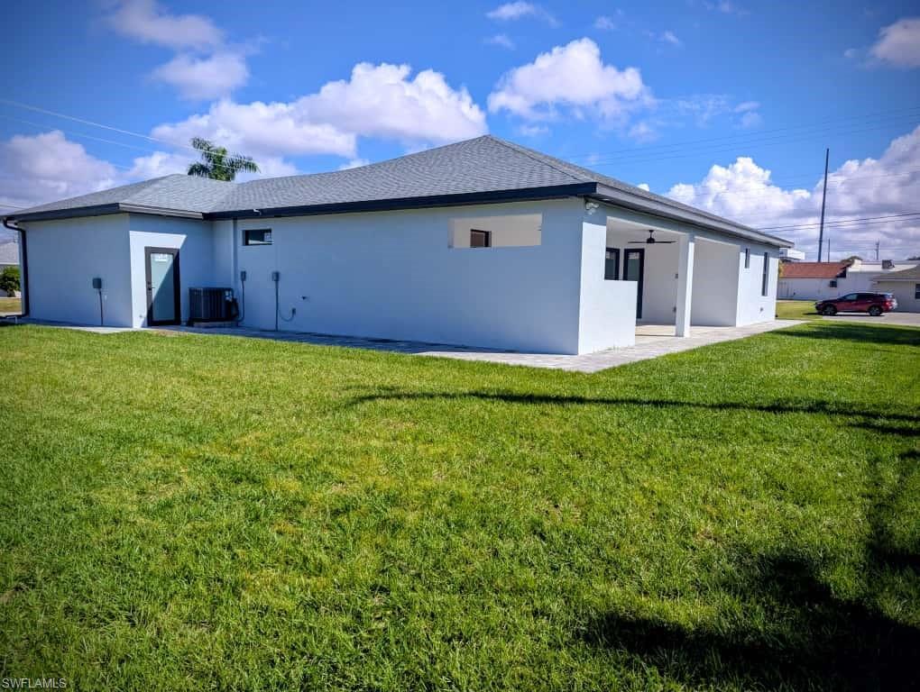 CAPE CORAL - Residential