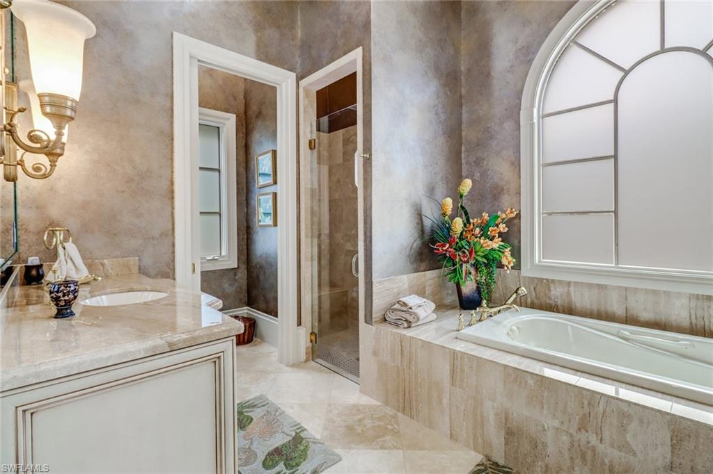 QUAIL WEST - Residential