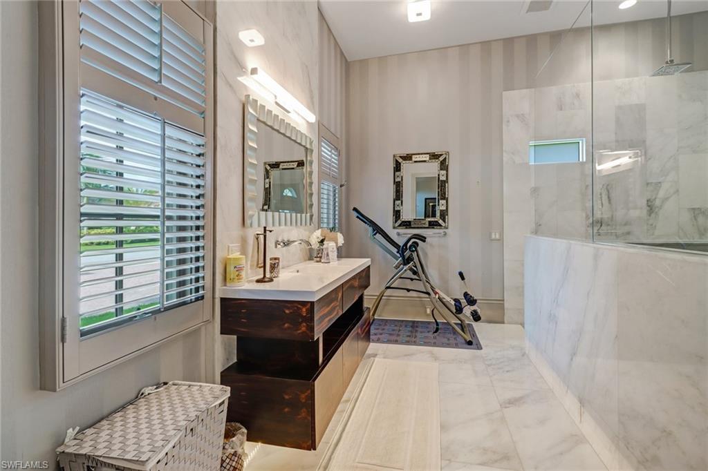 QUAIL WEST - Residential