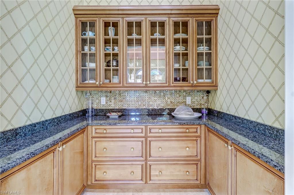 QUAIL WEST - Residential