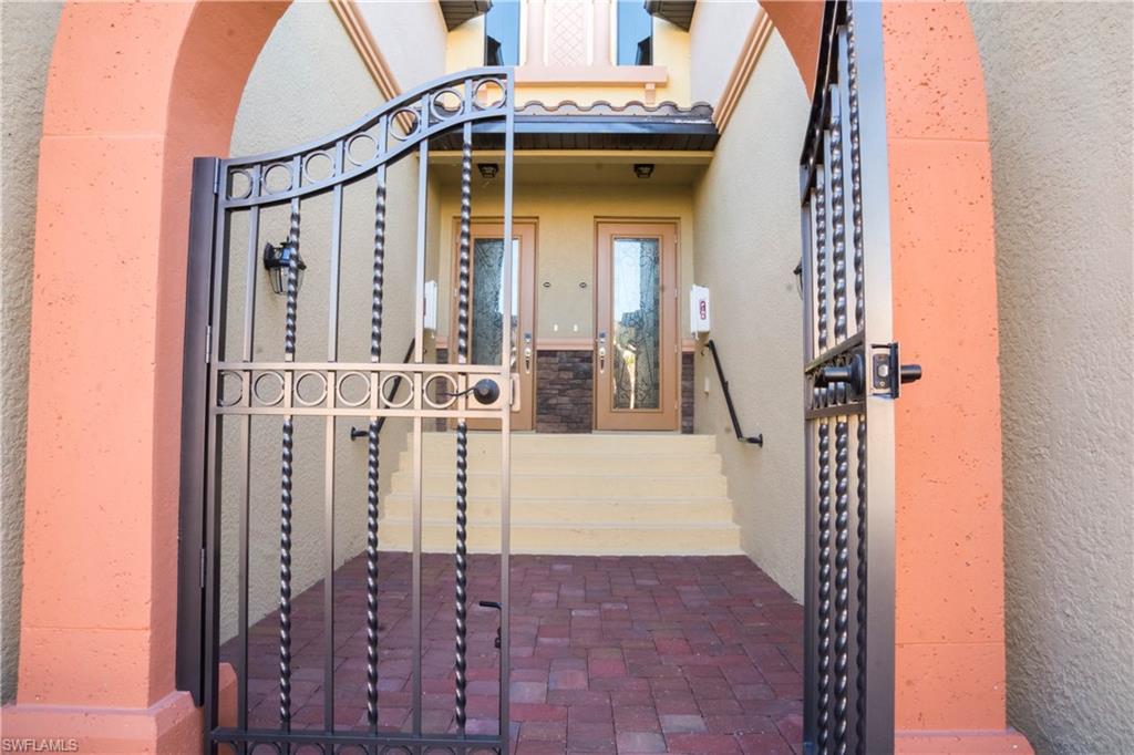 BONITA NATIONAL GOLF AND COUNTRY CLUB - Residential