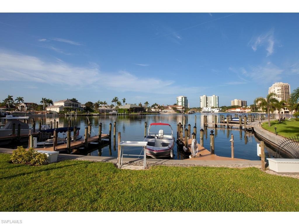 COLONY GARDENS - Residential