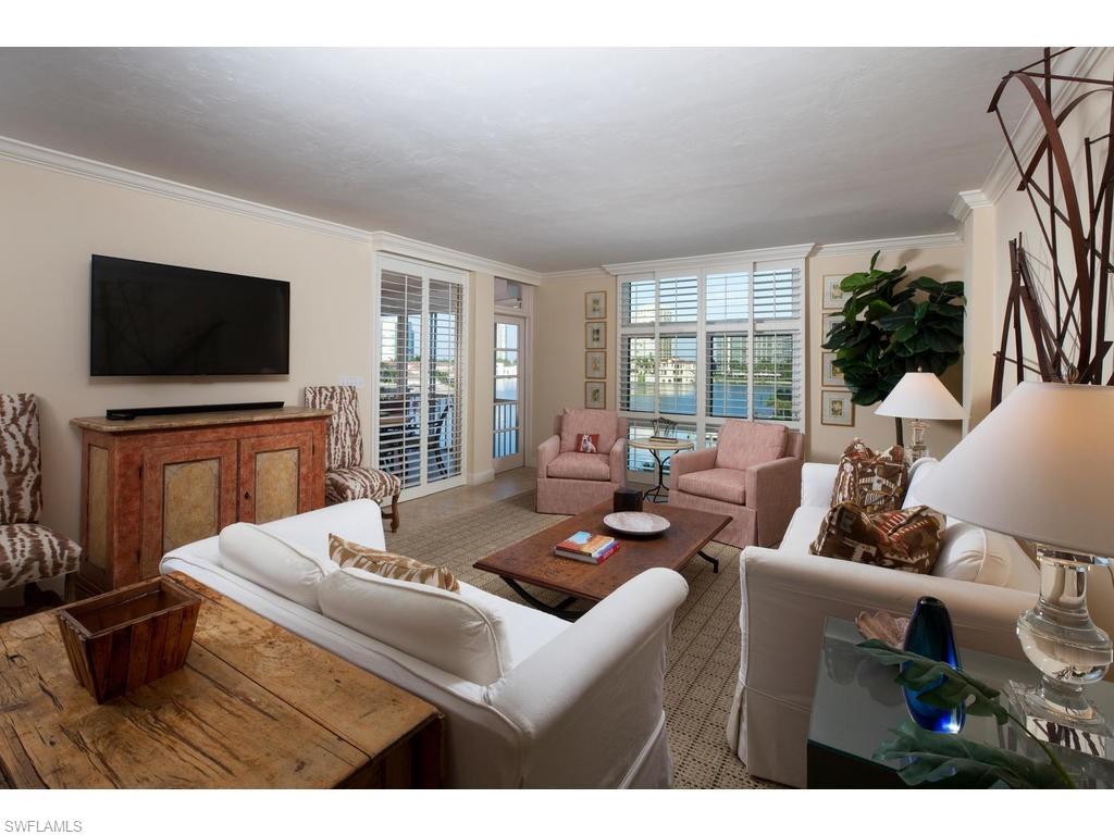 COLONY GARDENS - Residential