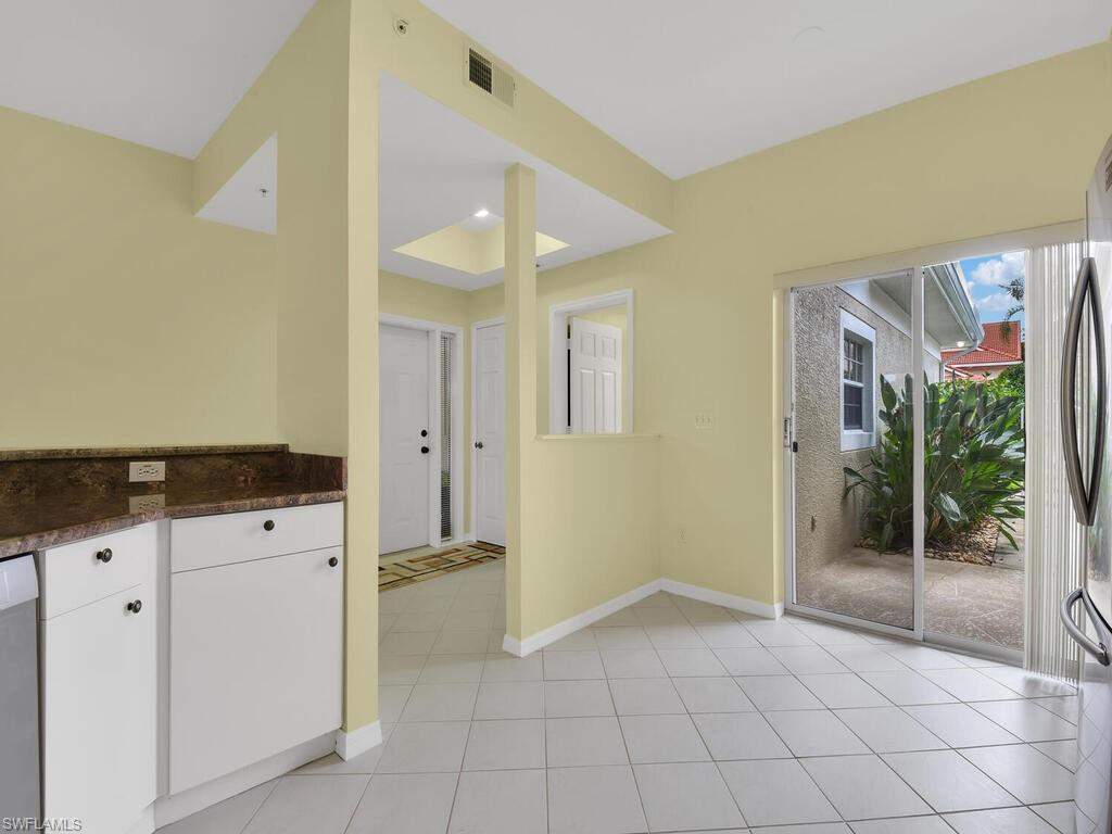 EDGEWATER AT CARLTON LAKES - Residential