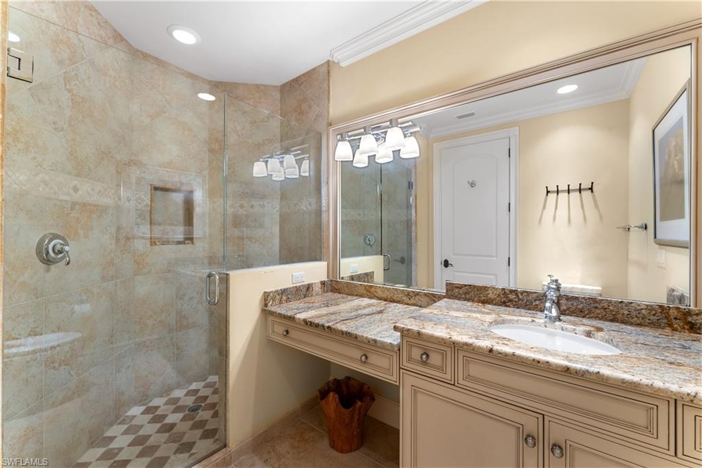 AQUALANE SHORES - Residential