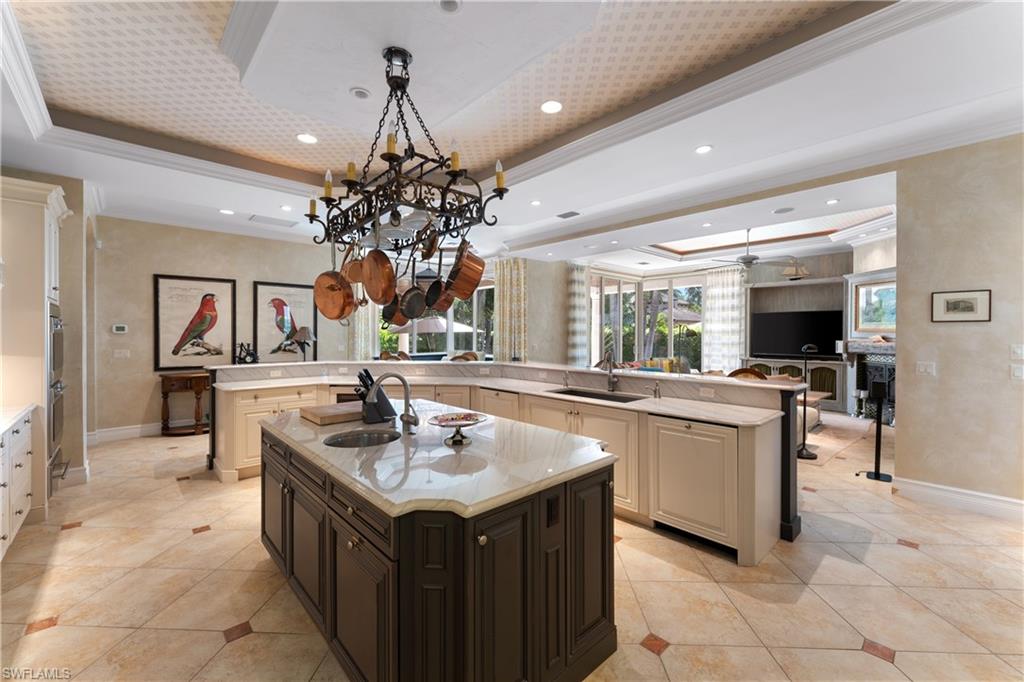 AQUALANE SHORES - Residential