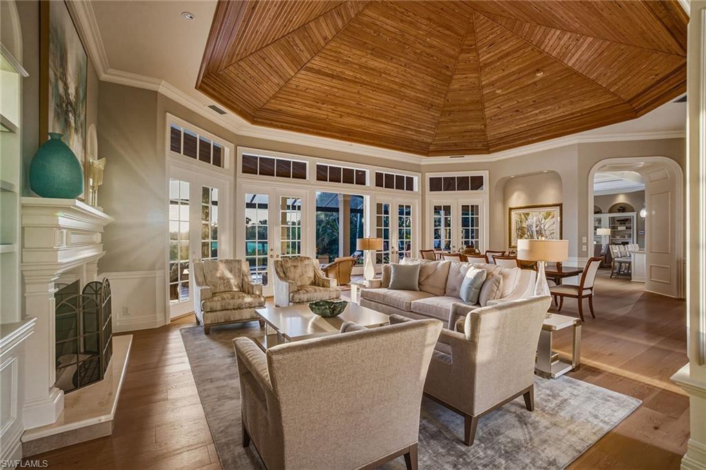 SPRING RIDGE - Residential