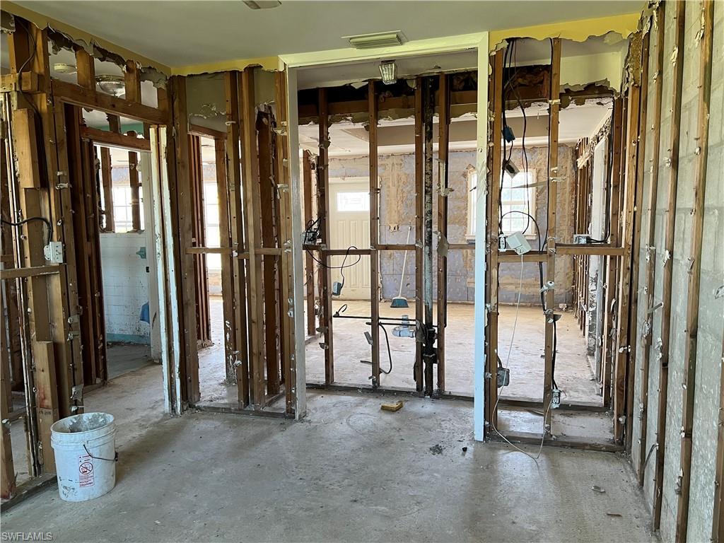 ISLAND PARK - Residential