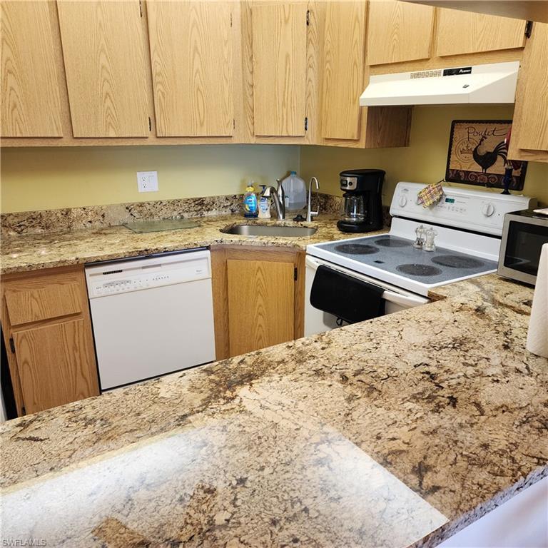 PINE RIDGE OF FORT MYERS VILLAGE - Residential