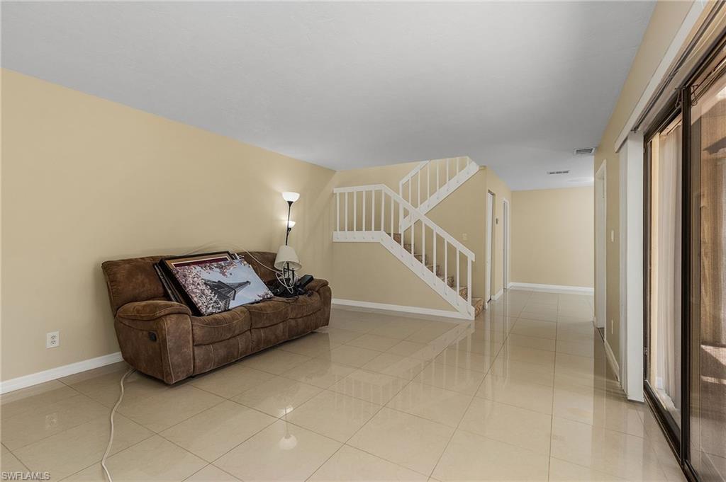 PARKWOODS TOWNHOUSE COMMUNITY - Residential