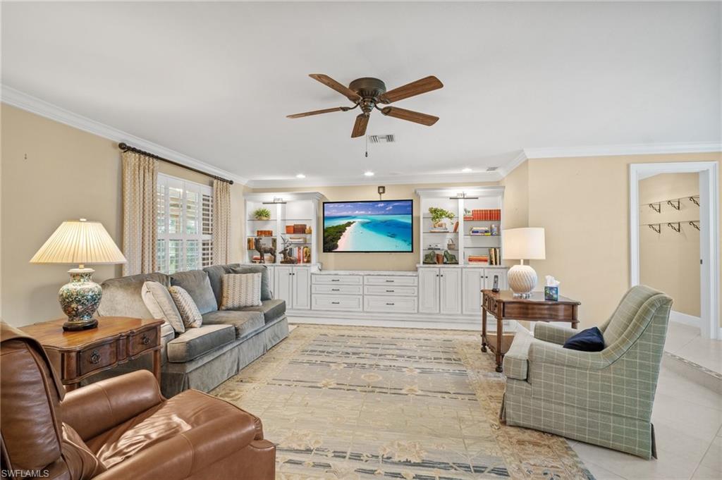 PINELAKE SUBDIVISION - Residential