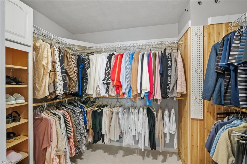 PINELAKE SUBDIVISION - Residential