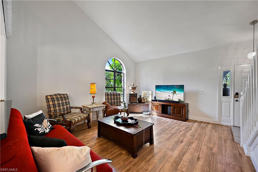 VILLAGE GREEN - Residential