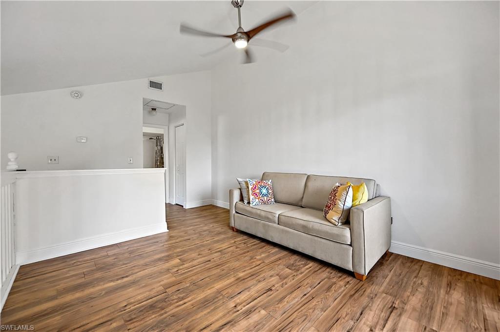 VILLAGE GREEN - Residential