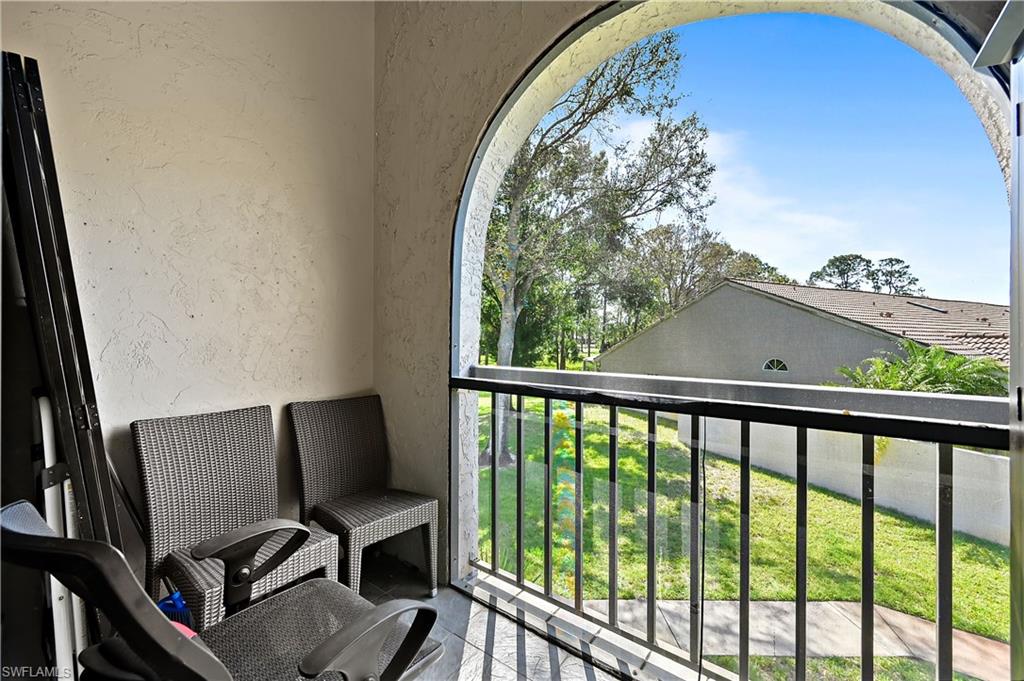 VILLAGE GREEN - Residential