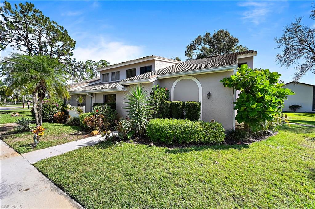 VILLAGE GREEN - Residential