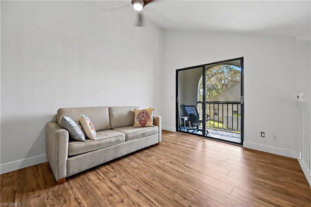 VILLAGE GREEN - Residential