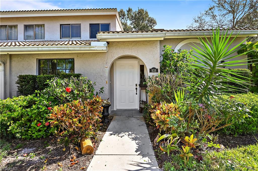 VILLAGE GREEN - Residential