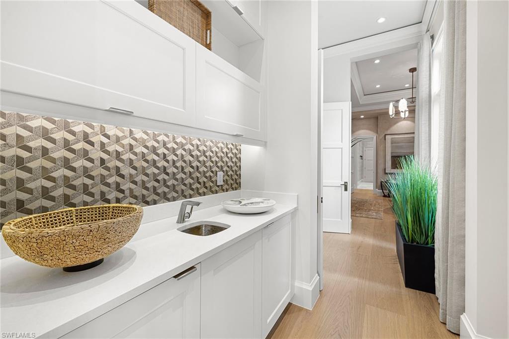 OLDE NAPLES - Residential