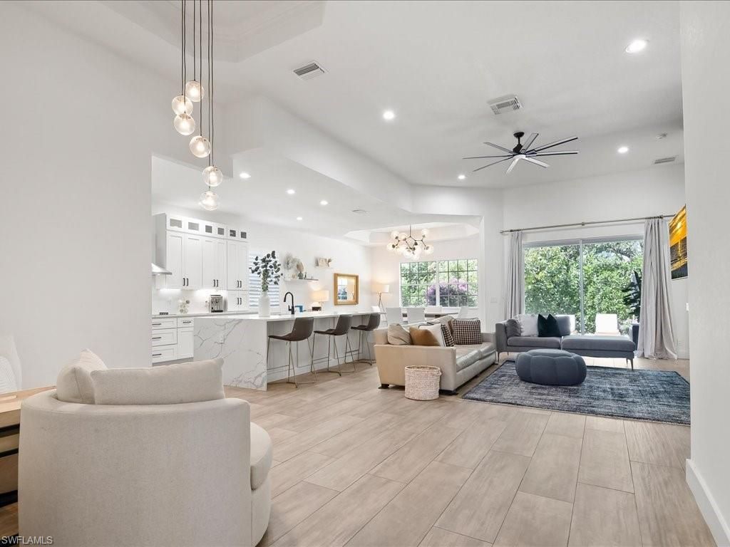 Photo of 16196 Parque LN, NAPLES, FL 34110 (MLS # 226014987)
