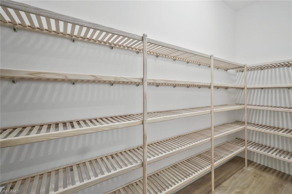 LAKE TIMBER - Residential