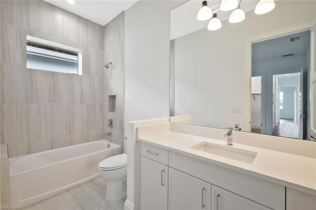 LAKE TIMBER - Residential