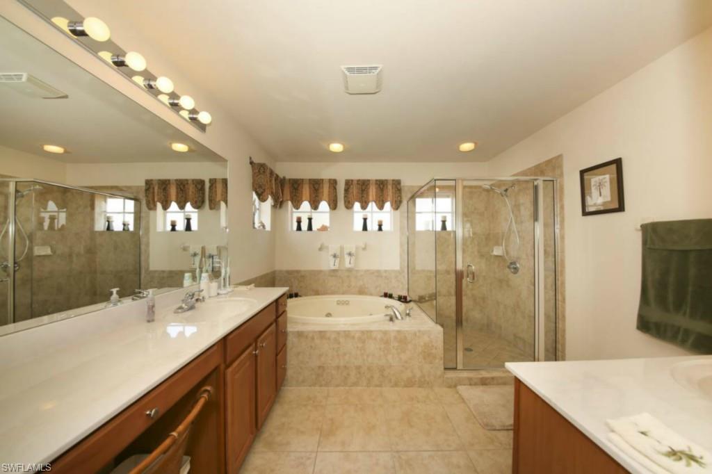 CASA DEL LAGO - Residential