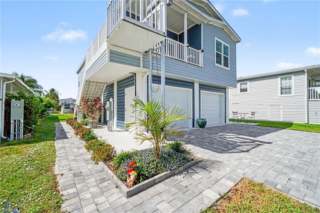BAYSIDE ESTATES - Residential
