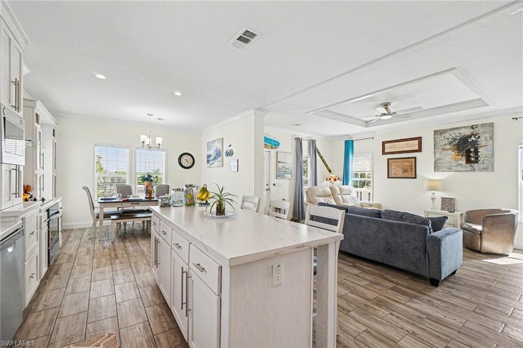 BAYSIDE ESTATES - Residential