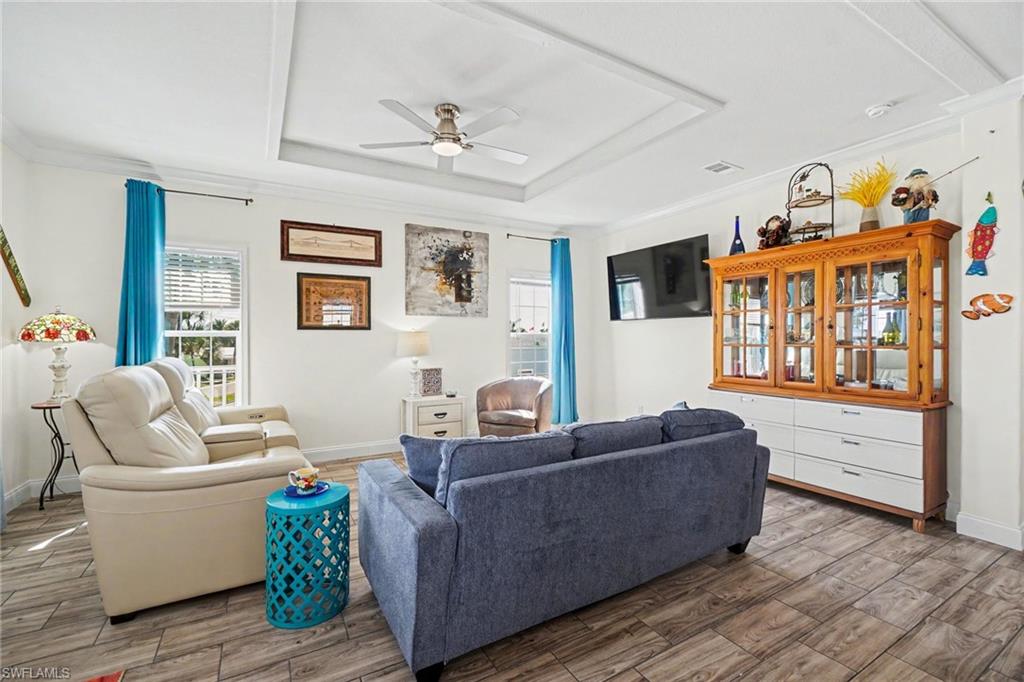 BAYSIDE ESTATES - Residential