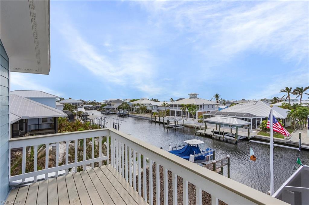 PINE ISLAND SHORES UNIT 8 - Residential