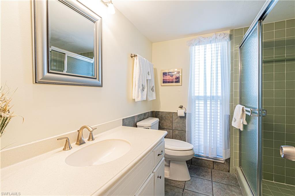 GLADES COUNTRY CLUB - Residential