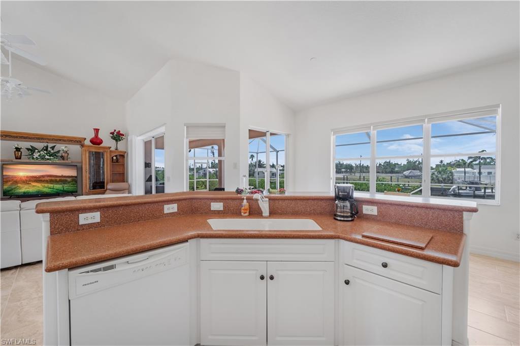 ST JUDE HARBORS - Residential