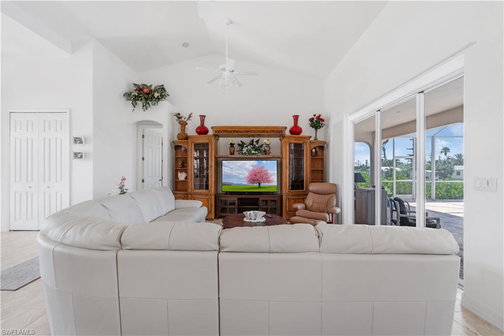 ST JUDE HARBORS - Residential