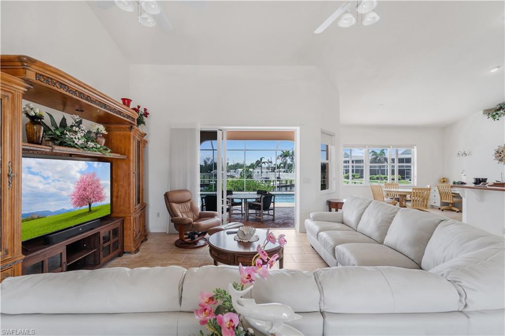 ST JUDE HARBORS - Residential