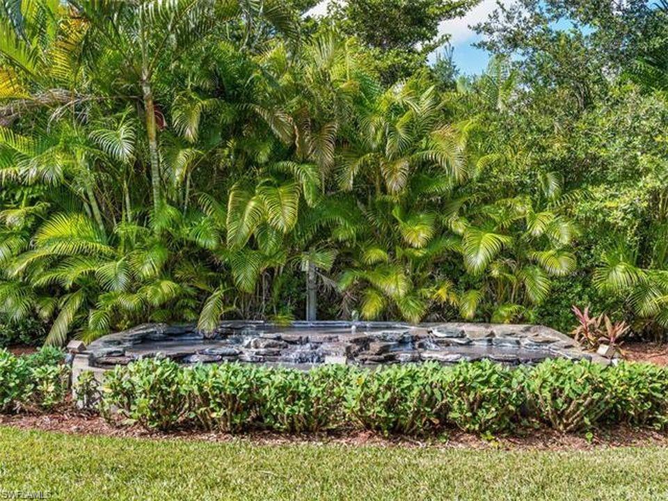 MAGNOLIA FALLS - Residential