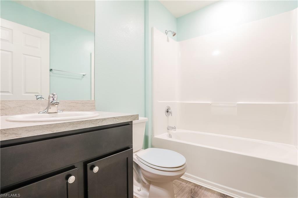 NORTH PORT - Residential Lease