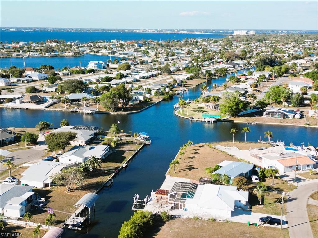 PORT CHARLOTTE - Residential