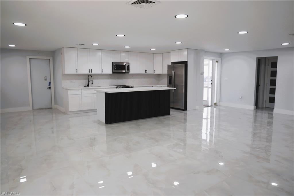 PORT CHARLOTTE - Residential