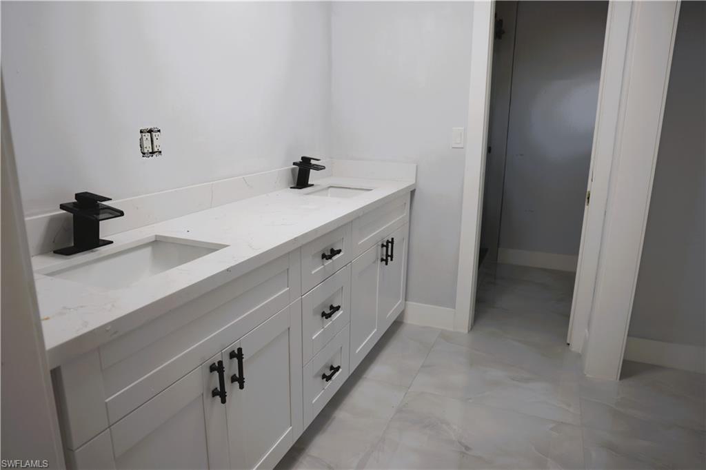 PORT CHARLOTTE - Residential