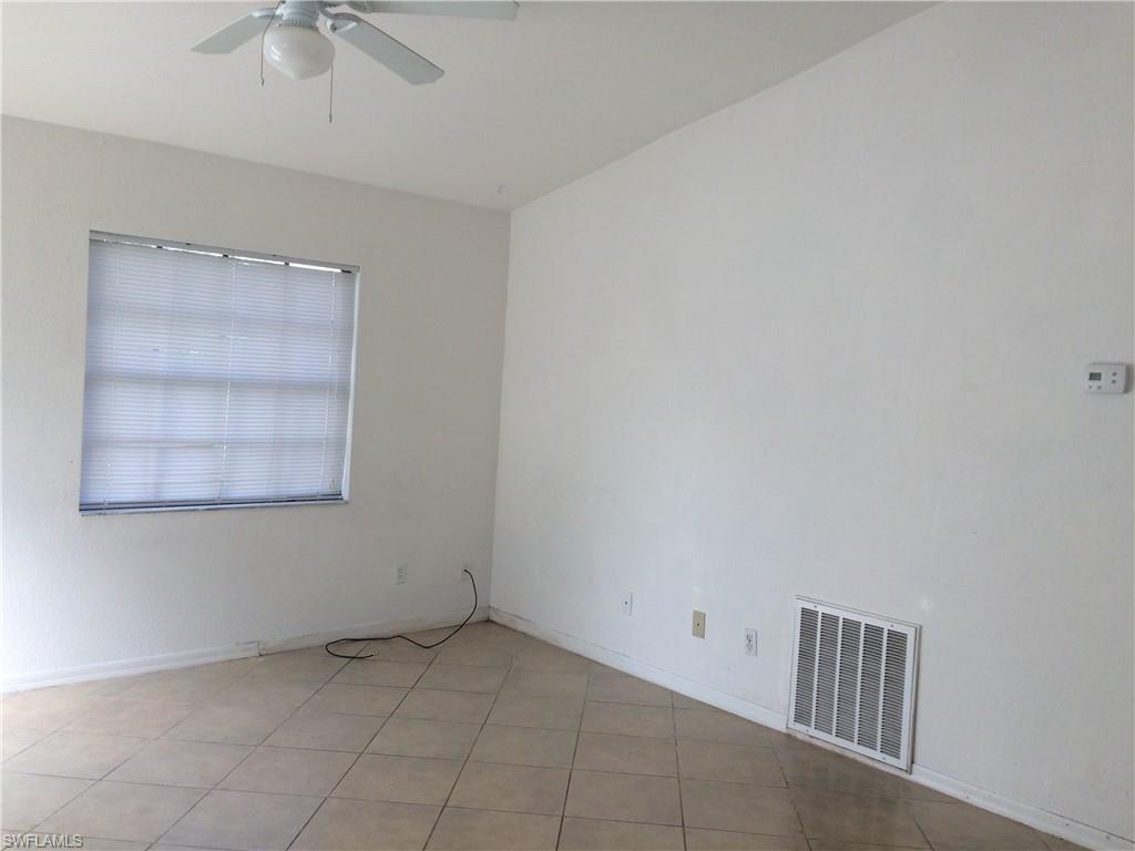 SAN CARLOS PARK - Residential Lease