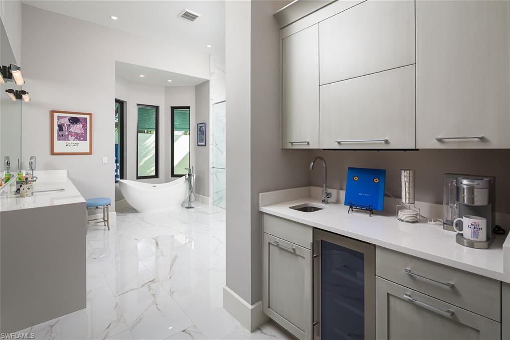 COLLIERS RESERVE - Residential