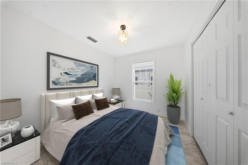 LEAWOOD LAKES - Residential Lease